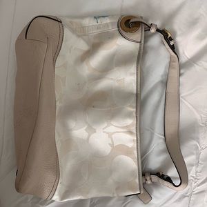 Beautiful coach purse in white
